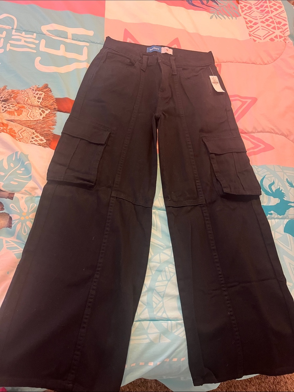 Old Navy Super Baggy Wide-Leg Cargo Twill Pants for Girls Cargo Pants in Black